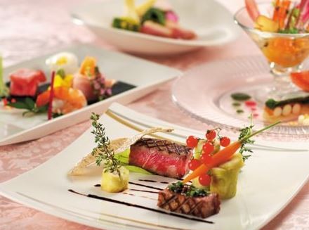 ＼家族だけの／ お食事＆お祝いプラン