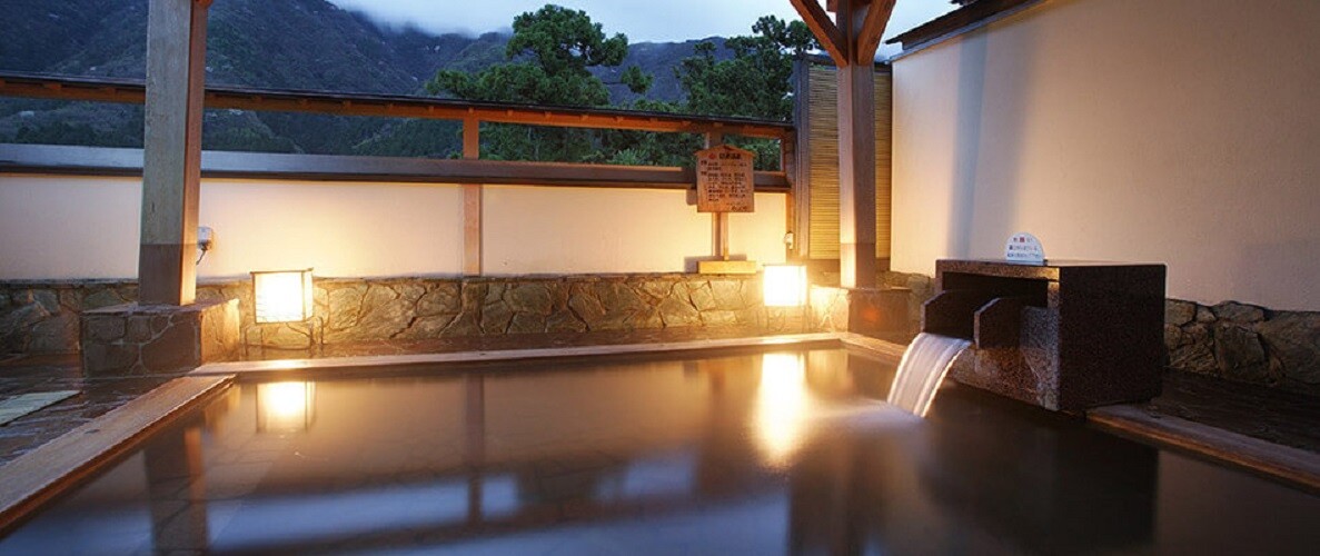 家族でゆったりすごす新しい結婚式 Tabi Kon 温泉 結婚式プラン プラン 新潟県長岡市の結婚式場長岡ベルナール 公式 新潟 の結婚式 結婚式場