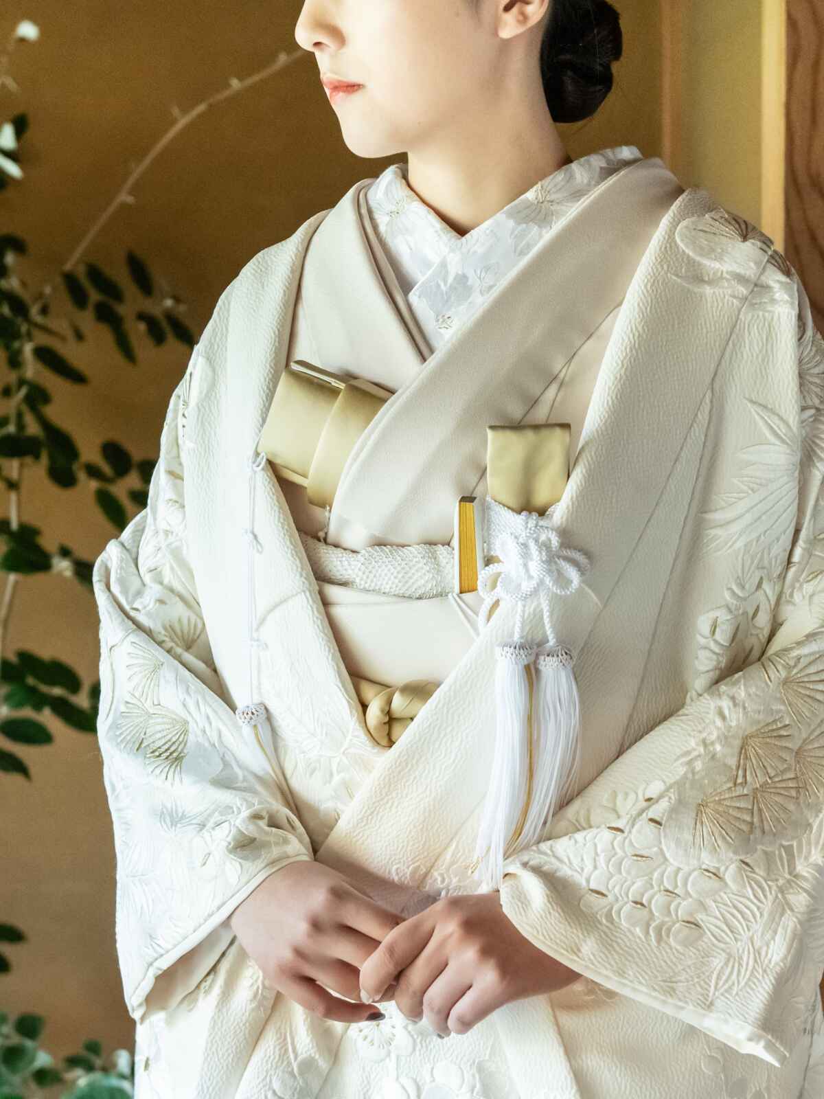 老松牡丹に鶴